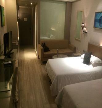 Century Sailboat Apartment Hotel Жичжао Экстерьер фото